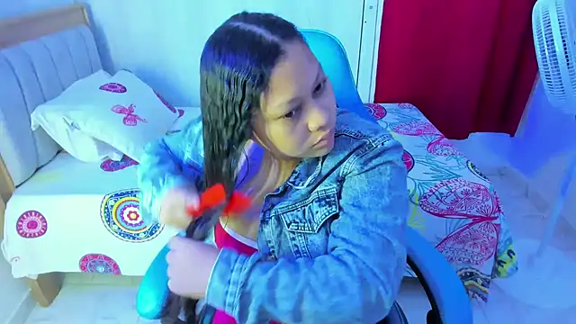 Lunastar02 online show from November 13, 1:10 pm