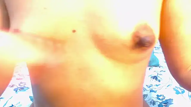 Snapshot of Amy_Ronan chatting on December 21, 5:51 pm Amy Ronan online show from December 21, 5:51 pm