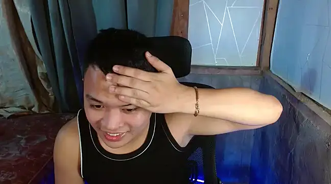 xsweetasian69x online show from January 4, 5:37 pm