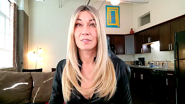 EveEnigma online show from January 8, 5:26 pm