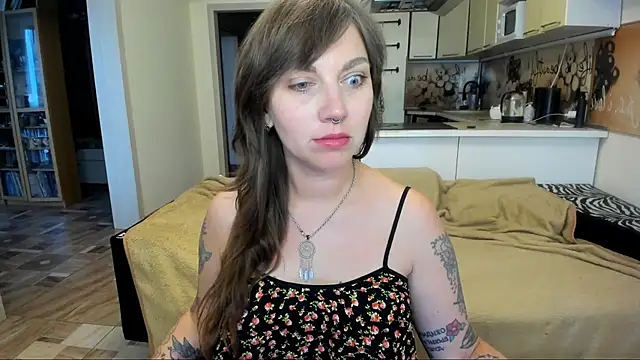 StacyTigerr online show from October 3, 1:41 pm