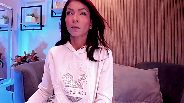 Snapshot of HannaPetit chatting on October 25, 7:08 pm HannaPetit online show from October 25, 7:08 pm