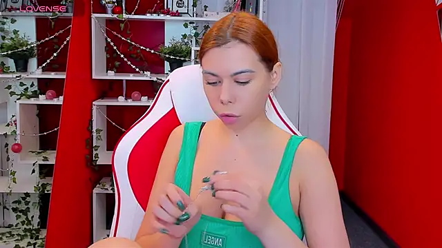 Snapshot of KateCloud chatting on January 2, 5:07 pm KateCloud online show from January 2, 5:07 pm