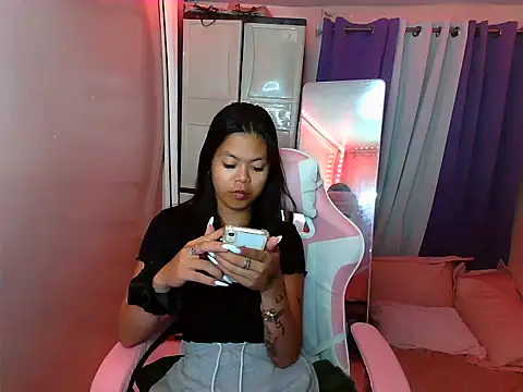 young salsalita online show from March 18, 3:42 pm