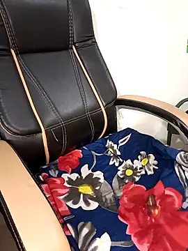 Tamil-hotwife online show from March 20, 5:13 am