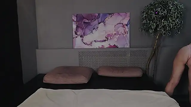 EveLibston online show from December 17, 3:06 am