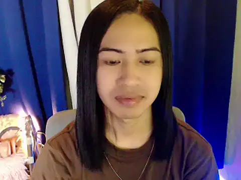 Snapshot of Lemonadexxx chatting on December 1, 11:14 pm Lemonadexxx online show from December 1, 11:14 pm