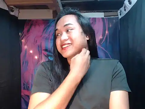 Snapshot of bettina_love chatting on November 1, 2:52 pm bettina love online show from November 1, 2:52 pm