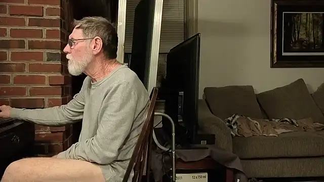 CDforU online show from December 18, 3:23 am