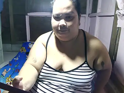 xxbigboootyxx online show from October 21, 1:28 am