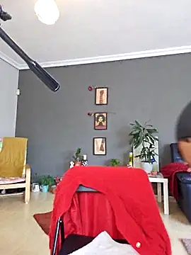 Goldenlace online show from March 12, 1:40 pm