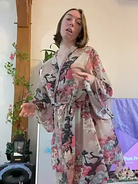 Daisy Michto Officiel online show from December 17, 9:07 am