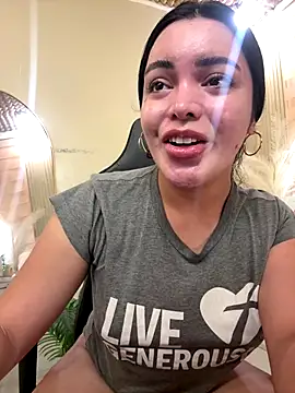 HotstuffCherrySummer online show from November 3, 8:48 am