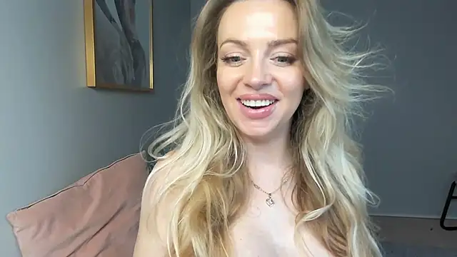 BelieveinEmliy online show from February 5, 9:57 am