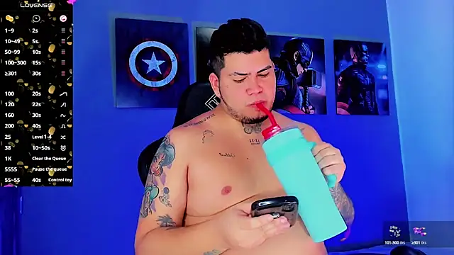 Snapshot of Thomas_chubbyxhot chatting on February 27, 2:53 am Thomas chubbyxhot online show from February 27, 2:53 am