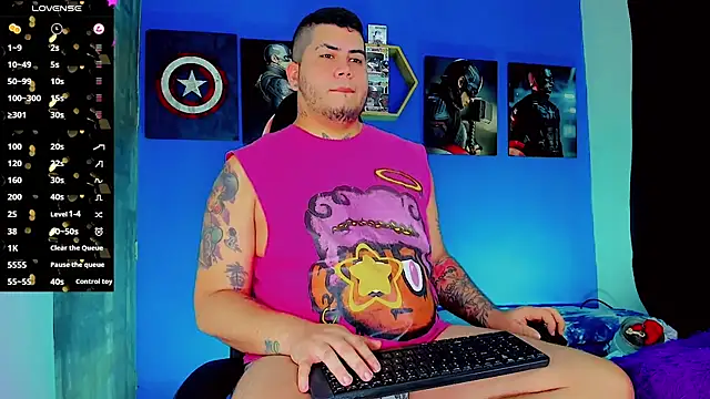 Snapshot of Thomas_chubbyxhot chatting on September 26, 5:50 pm Thomas chubbyxhot online show from September 26, 5:50 pm