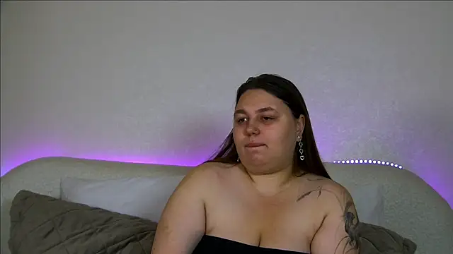 LillianKim online show from October 6, 6:22 am