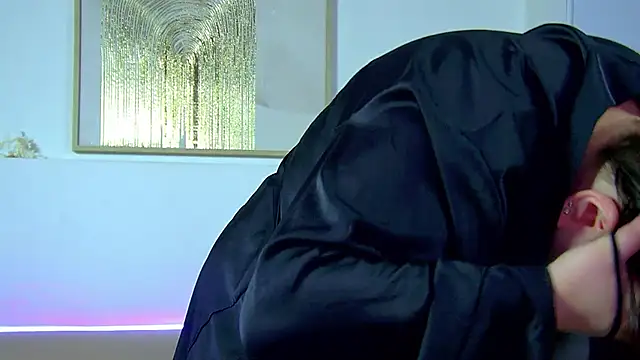 LillianKim online show from October 13, 6:24 am