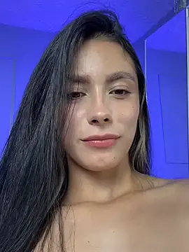 Lauraxx69 online show from March 17, 7:35 am