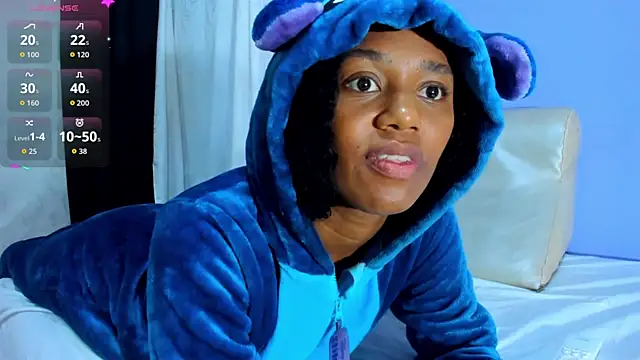 MAILYN ER online show from November 11, 8:09 pm