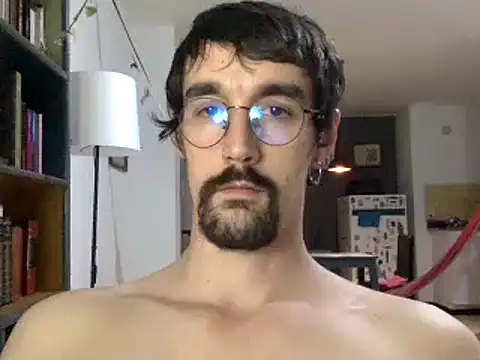 Snapshot of fazzbinderr chatting on September 20, 3:40 am fazzbinderr online show from September 20, 3:40 am