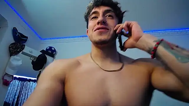 strongboy  online show from October 8, 6:49 pm