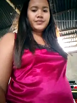 Snapshot of Sexiest_quen chatting on February 12, 11:20 pm Sexiest quen online show from February 12, 11:20 pm