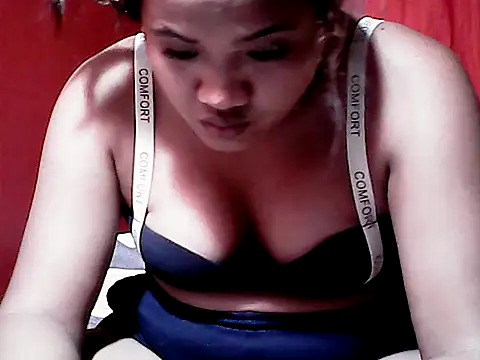 Snapshot of Sexiest_quen chatting on September 20, 3:13 pm Sexiest quen online show from September 20, 3:13 pm