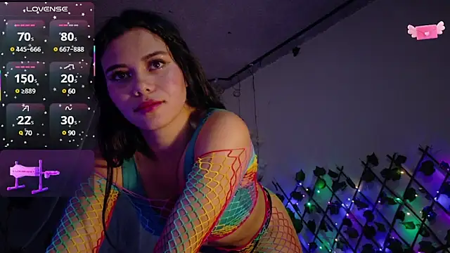 Snapshot of -Camila_ chatting on February 23, 9:37 pm -Camila  online show from February 23, 9:37 pm