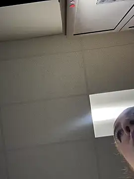 cinnatitties online show from September 30, 4:45 pm