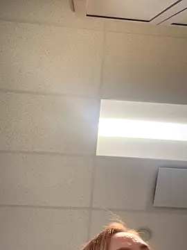 cinnatitties online show from October 21, 4:19 pm