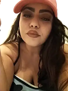 Snapshot of AriaRussell chatting on November 7, 2:50 pm AriaRussell online show from November 7, 2:50 pm