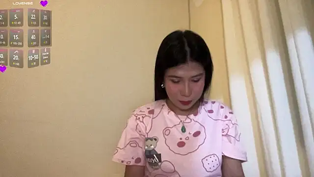 Snapshot of Anna_Leah chatting on October 27, 4:11 pm Anna Leah online show from October 27, 4:11 pm