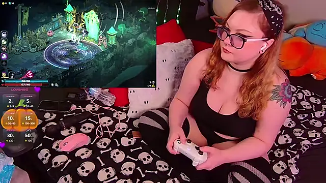 Snapshot of evamila chatting on October 21, 11:44 am evamila online show from October 21, 11:44 am