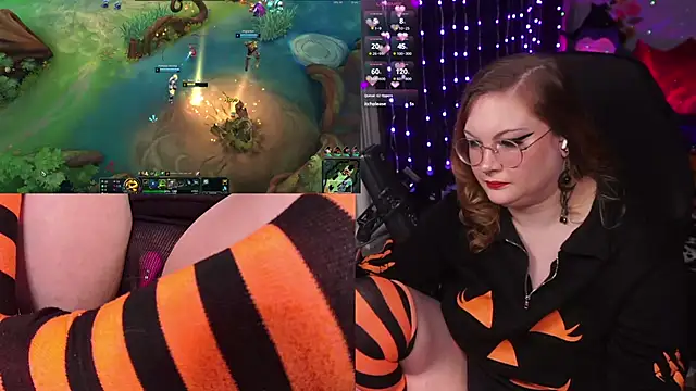 Snapshot of evamila chatting on November 5, 12:10 am evamila online show from November 5, 12:10 am