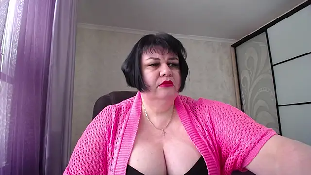 JuicyLady Di online show from February 12, 8:09 am