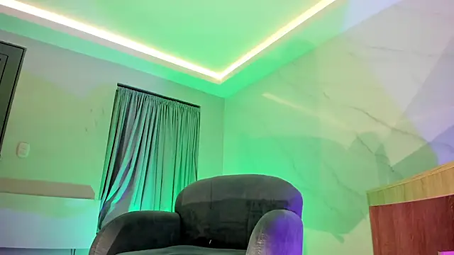 Snapshot of ArchieCollins chatting on February 12, 3:07 am ArchieCollins online show from February 12, 3:07 am