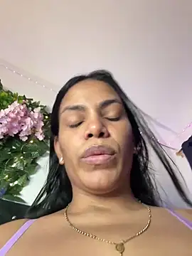 ArielleMillerr online show from October 8, 5:43 pm