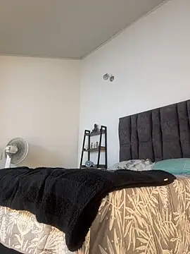 Snapshot of tommylongxx chatting on November 23, 6:52 pm tommylongxx online show from November 23, 6:52 pm