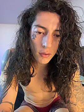 Snapshot of tommylongxx chatting on November 28, 1:19 am tommylongxx online show from November 28, 1:19 am