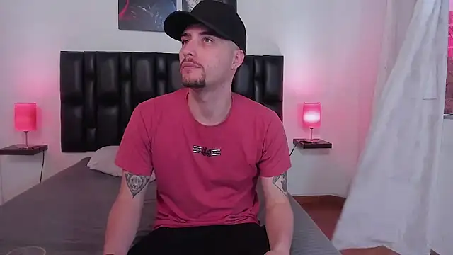 Pleasure Vibes23 online show from February 18, 8:47 pm