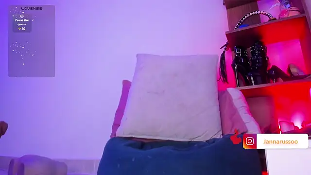 EmmaRusso online show from March 21, 9:29 pm