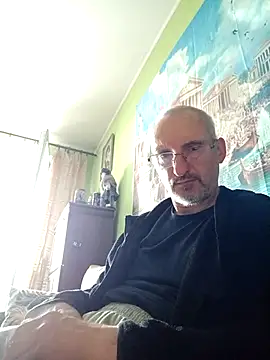 vena4 online show from April 19, 8:02 am