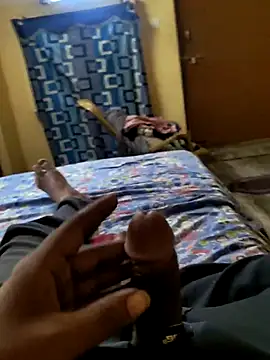 Snapshot of Gopal1243 chatting on February 25, 9:09 am Gopal1243 online show from February 25, 9:09 am