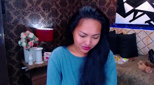 HugeCock Savanna online show from February 21, 3:45 am