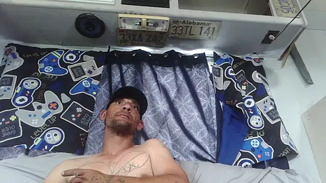 goodick4u28 online show from April 14, 7:09 pm