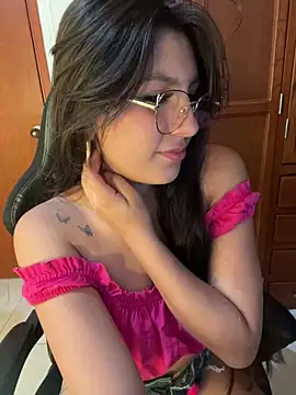 loolla 23 online show from March 12, 2:52 am