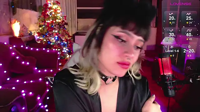 Aquamarinebubble online show from December 29, 5:21 am