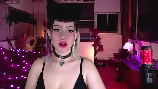 Aquamarinebubble online show from January 28, 2:11 am