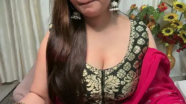 Snapshot of mahimagicdoll_DESI chatting on February 23, 5:50 pm mahimagicdoll DESI online show from February 23, 5:50 pm